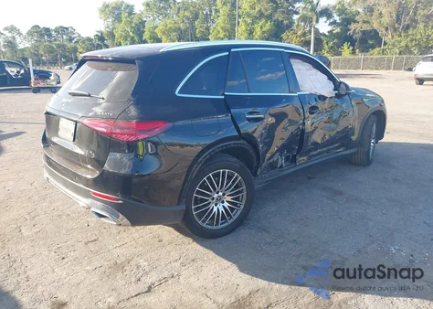 2024 Mercedes-Benz Glc 300 4Matic Suv z USA, uszkodzony, nr VIN W1NKM4HB6RF147369